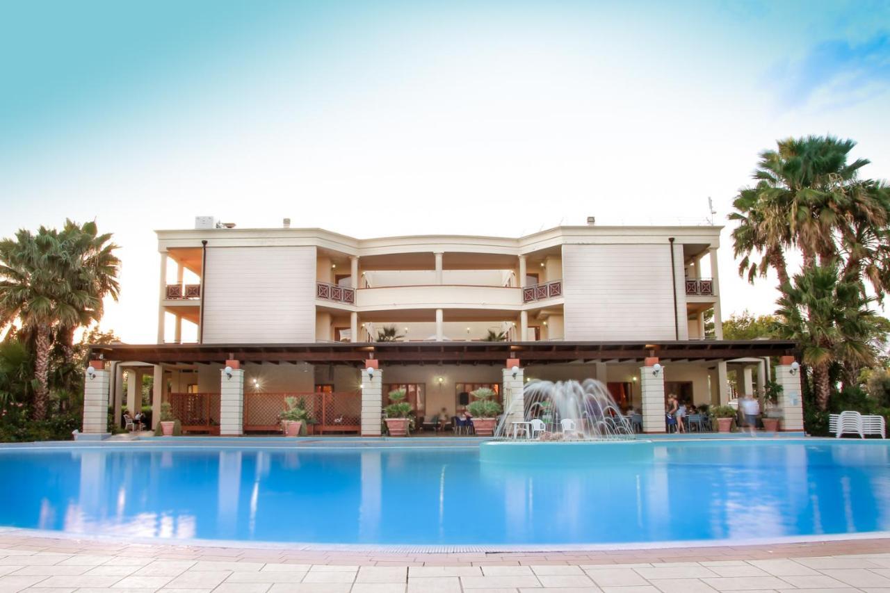 Centro Turistico Akiris Hotel Nova Siri Marina Exterior foto